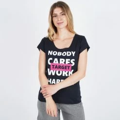 Flash Sale 🎉 Αμάνικα T-shirts Target Loose Top Καλτσα Φλαμα "work Harder" ΜΠΛΕ 🤩